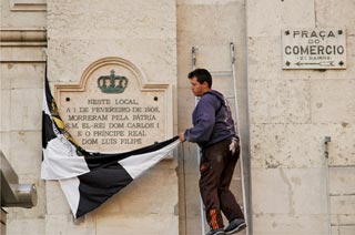 Em 2006, foi inaugurada uma placa alusiva ao regic�dio no Terreiro do Paço