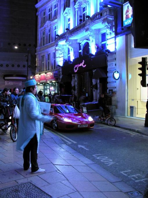piccadilly-circus_200903007